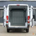 Возьмите Peugeot Boxer напрокат (Фото 3) в Москве