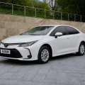 Возьмите Toyota Corolla E210 напрокат (Фото 1) в Москве