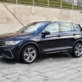Возьмите Volkswagen Tiguan R-Line напрокат (Фото 1) в Москве