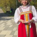 Возьмите Русско-народный женский костюм напрокат (Фото 1) в Москве