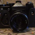 Возьмите Фотоапарат зенит 11 плёночный зеркальный. напрокат (Фото 2) в Москве