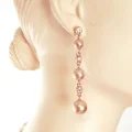 Возьмите Серьги GIVENCHY Drop Pearl Earrings Long напрокат (Фото 1) в Москве