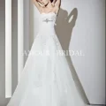 Возьмите Свадебное платье с кружевом Amour bridal напрокат (Фото 1) в Москве