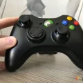 Возьмите Джойстик для xbox 360  напрокат (Фото 1) в Москве