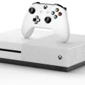 Возьмите Игровая приставка Xbox One S + игры  напрокат (Фото 1) в Москве