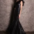 Возьмите Костюм для фотосессии: Платье черное с блестками и отделкой из страусиного пера. напрокат (Фото 2) в Москве
