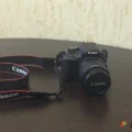 Возьмите Фотоаппарат Canon  EOS 100D EF-S 18-55 KIT напрокат (Фото 1) в Москве