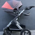 Возьмите Коляска Stokke Trailz Coral 14 кг напрокат (Фото 2) в Москве