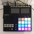 Возьмите MIDI-контроллер NI Maschine MK3 напрокат (Фото 1) в Москве