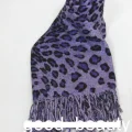 Возьмите Шарфы леопардовые напрокат (Фото 2) в Москве