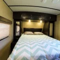 Возьмите RV Imagine Grand Design Trailer напрокат (Фото 20) в Москве