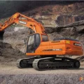 Возьмите Гусеничный экскаватор Doosan DX 255LC напрокат (Фото 1) в Москве