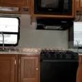 Возьмите 28ft Coachman Leprechaun напрокат (Фото 2) в Москве