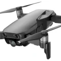 Возьмите Квадрокоптер DJI Mavic Air Fly More Combo напрокат (Фото 1) в Москве