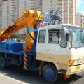 Возьмите Hino Ranger с буровой установкой AICHI напрокат (Фото 3) в Москве