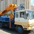Возьмите Hino Ranger с буровой установкой AICHI напрокат (Фото 4) в Москве