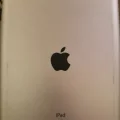 Возьмите Планшет Apple iPad 3 9.7",IPS-Retina, 64GB, Wi-Fi +Cellular напрокат (Фото 1) в Москве
