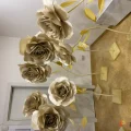 Возьмите Ростовая роза из дизайнерской бумаги цвета шампань напрокат (Фото 1) в Москве