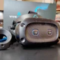 Возьмите VR очки HTC Vive Cosmos Elite Vive Cosmos Elite напрокат (Фото 1) в Москве