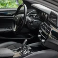 Возьмите BMW 520d xDrive напрокат (Фото 8) в Москве