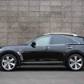 Возьмите Infiniti QX70 напрокат (Фото 1) в Москве