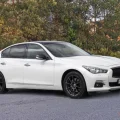 Возьмите Infiniti Q50 напрокат (Фото 4) в Москве