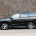 Возьмите Lexus LX 450d напрокат (Фото 2) в Москве