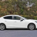 Возьмите Mazda 3 АКПП напрокат (Фото 4) в Москве
