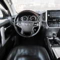 Возьмите Toyota Land Cruiser 200 напрокат (Фото 5) в Москве