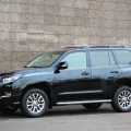 Возьмите Toyota Land Cruiser Prado напрокат (Фото 1) в Москве