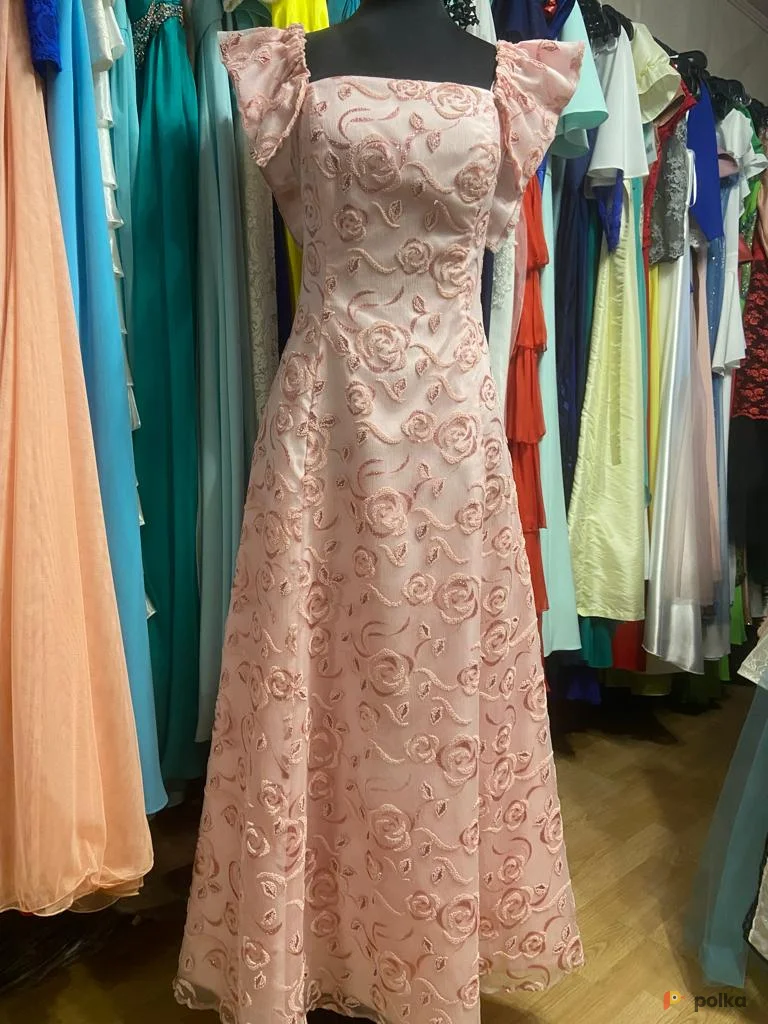 Возьмите Вечернее платье "Гиацинт"р.46 напрокат (Фото 1) в Москве