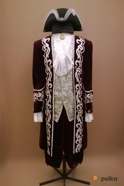 Возьмите Мужской исторический костюм барокко, цвет темная вишня напрокат (Фото 1) в Санкт-Петербурге