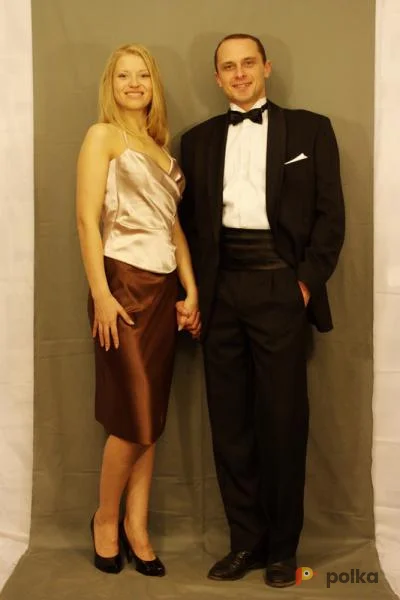 Возьмите Коктейльное бежевое платье и смокинг напрокат (Фото 1) в Санкт-Петербурге