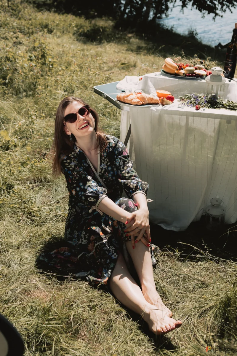 Возьмите Стол шестиместный походный, раскладной напрокат (Фото 1) в Москве