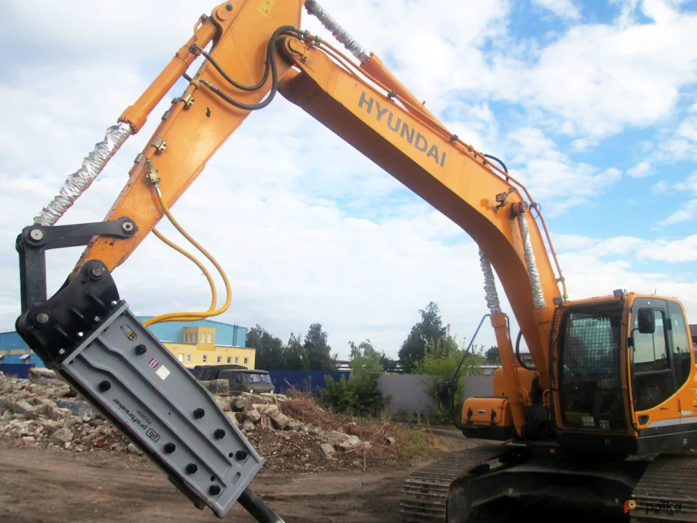 Возьмите Гусеничный экскаватор HYUNDAI R-260LC-9S напрокат (Фото 1) В Рязани