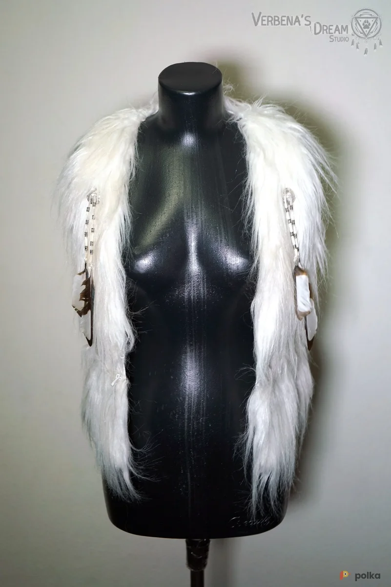 Возьмите Белый жилет "Аляска" напрокат (Фото 1) в Москве