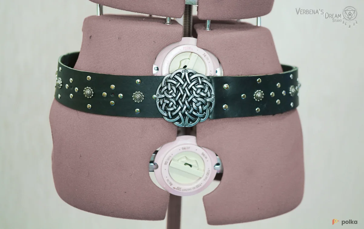 Возьмите Черный широкий пояс в серебре напрокат (Фото 1) в Москве