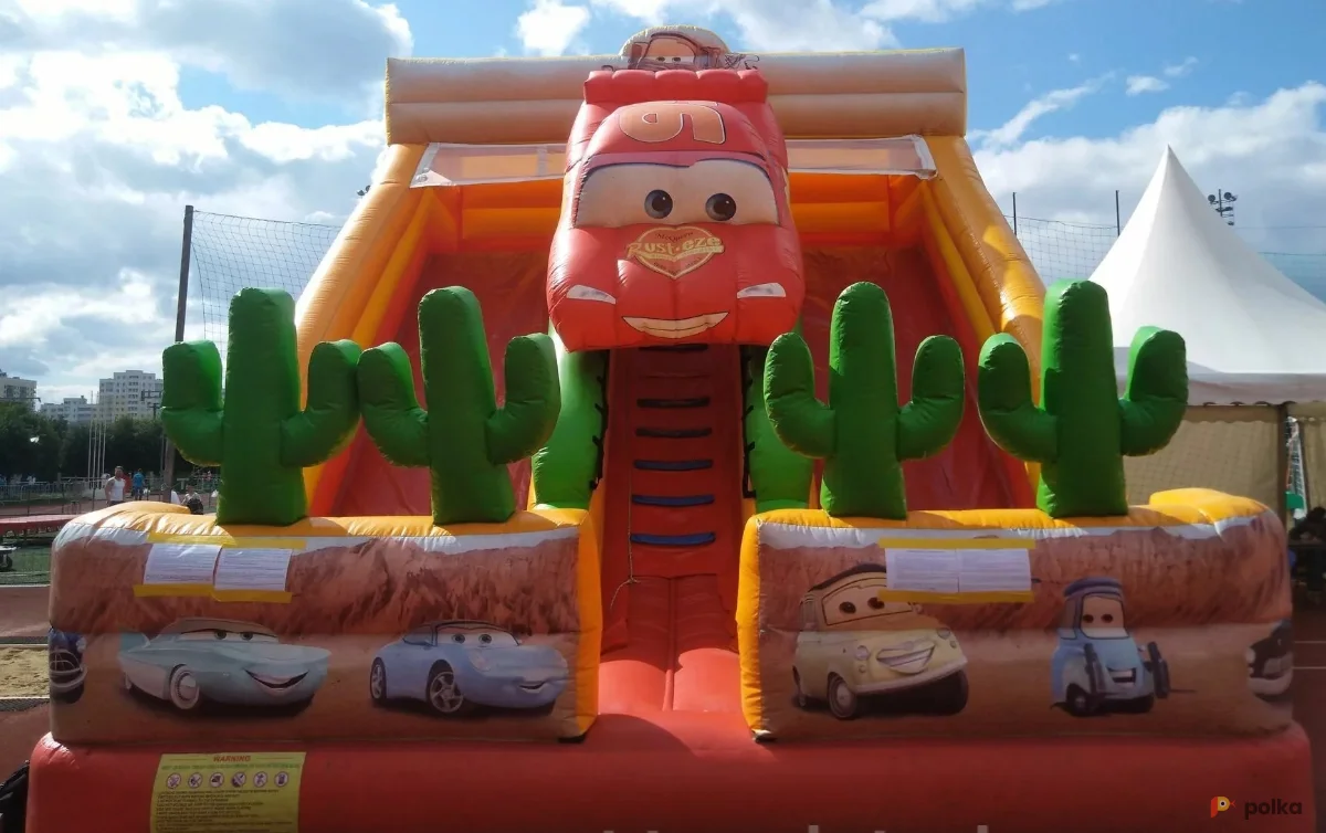 Возьмите Надувной батут Тачки  напрокат (Фото 1) В Екатеринбурге