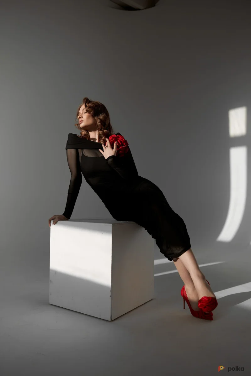 Возьмите Платье вечернее Девиль с основой и цветком напрокат (Фото 1) В Туле