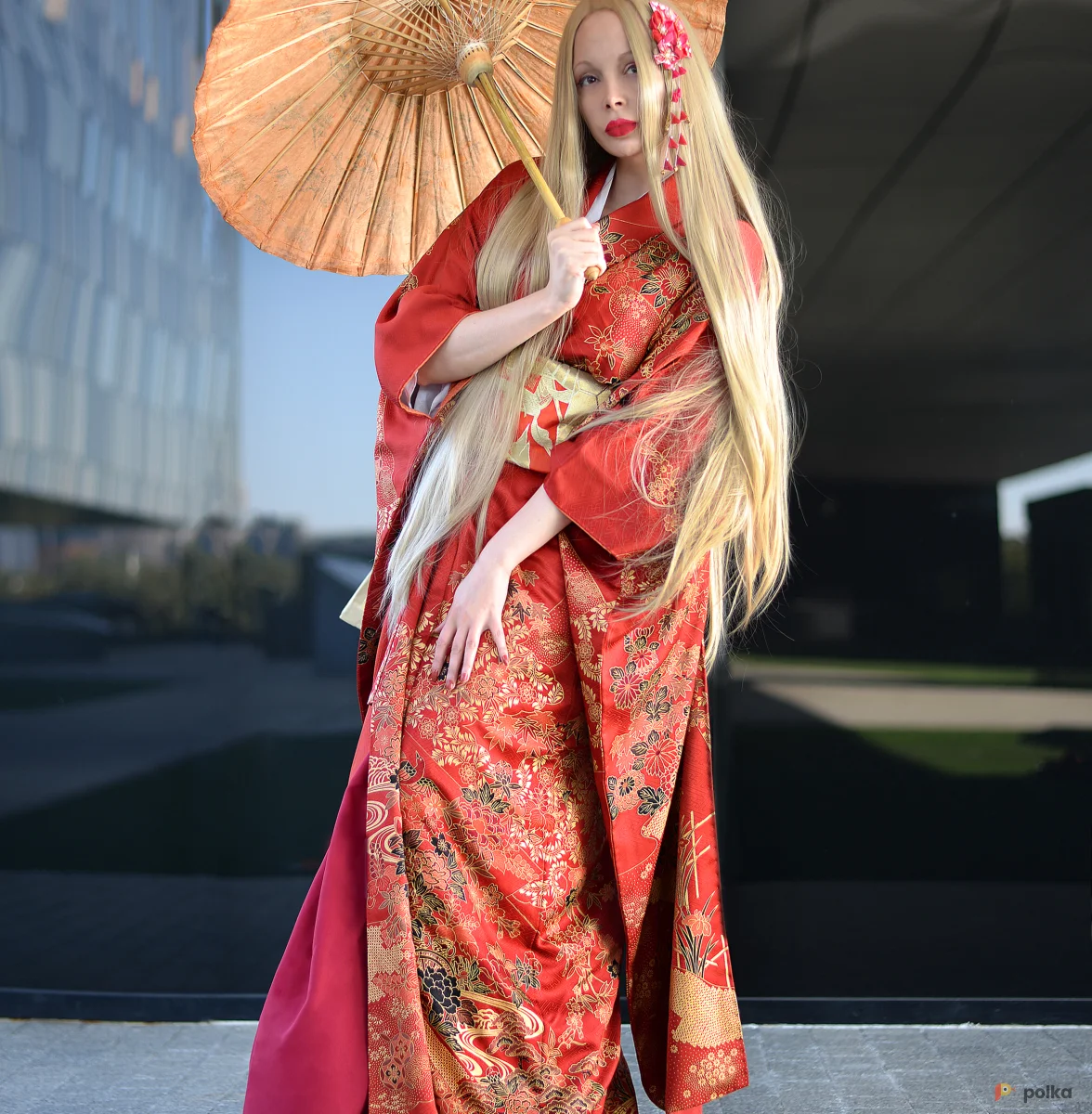 Возьмите Кимоно японское женское антиквариат  Akai 赤 напрокат (Фото 1) в Москве