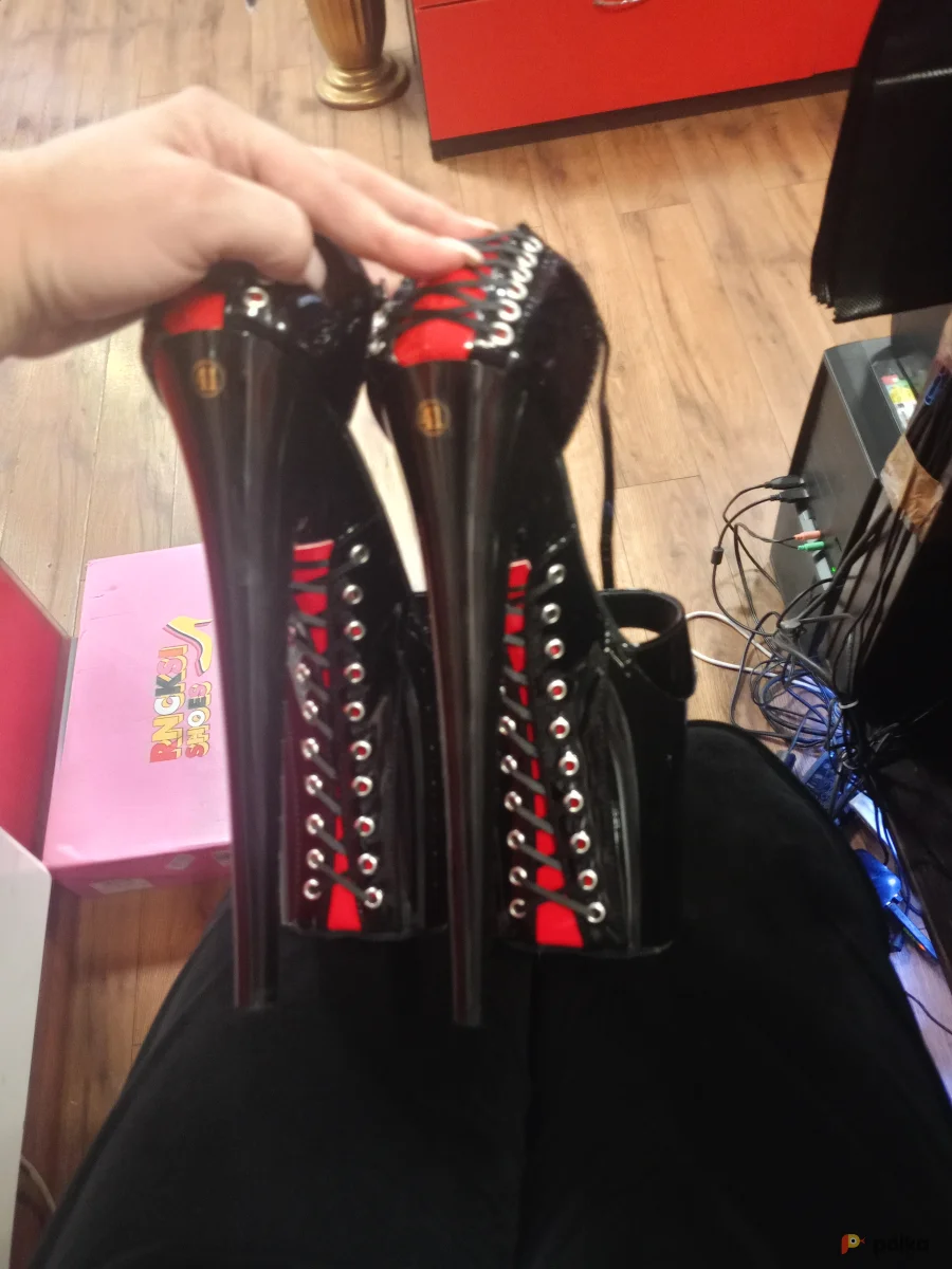 Возьмите Стрипы напрокат (Фото 1) в Москве