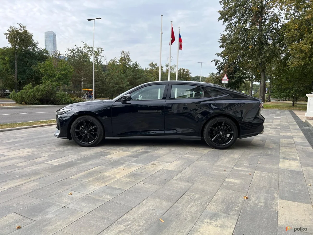 Возьмите Changan UNI-V,  2023 напрокат (Фото 1) в Москве