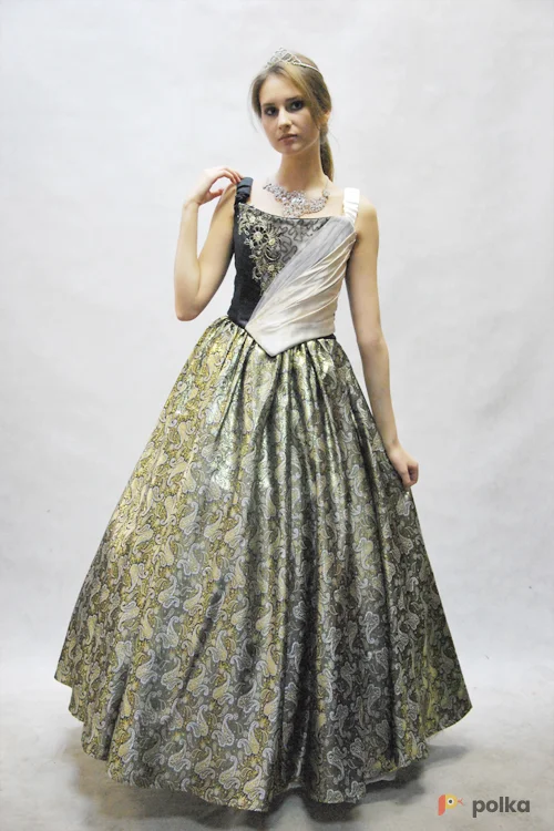 Возьмите ПЛАТЬЕ БАЛЬНОЕ 10 напрокат (Фото 1) в Москве