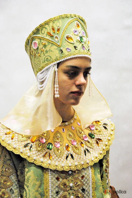 Возьмите "ГОЛОВНОЙ УБОР ""БОЯРЫНЯ""" напрокат (Фото 1) в Москве