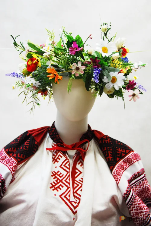 Возьмите РУБАХА ЖЕНСКАЯ с венком напрокат (Фото 1) в Москве