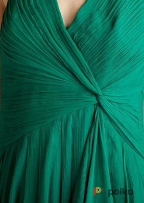 Возьмите Платье BCBGMAXAZRIA Green Formal Dress Silk Ruched напрокат (Фото 1) в Москве