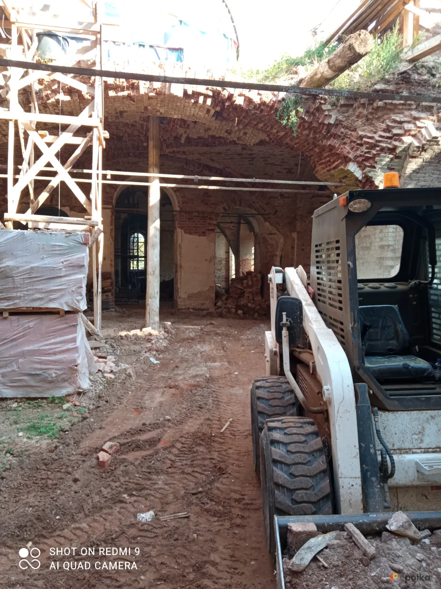 Возьмите Мини-погрузчик напрокат (Фото 1) в Санкт-Петербурге