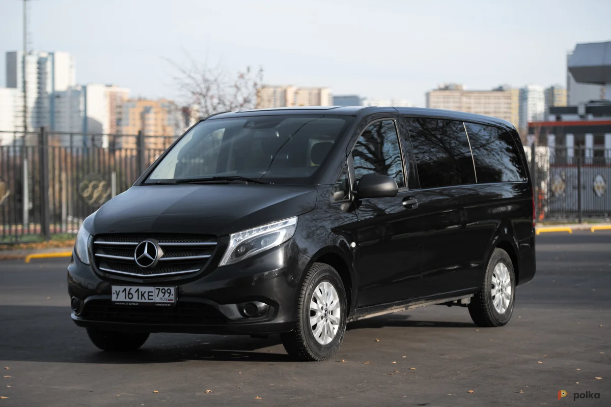 Возьмите Merсedes-Benz Vito Toure напрокат (Фото 1) в Москве