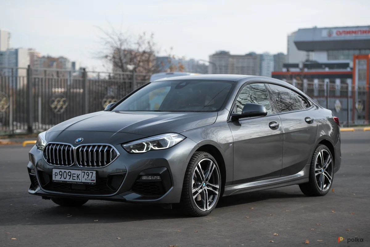 Возьмите BMW 218i напрокат (Фото 1) в Москве