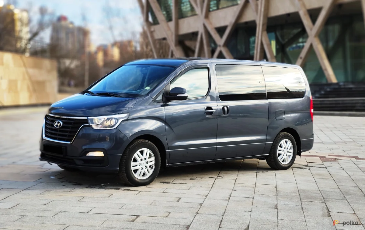 Возьмите Hyundai Н-1  напрокат (Фото 1) в Москве